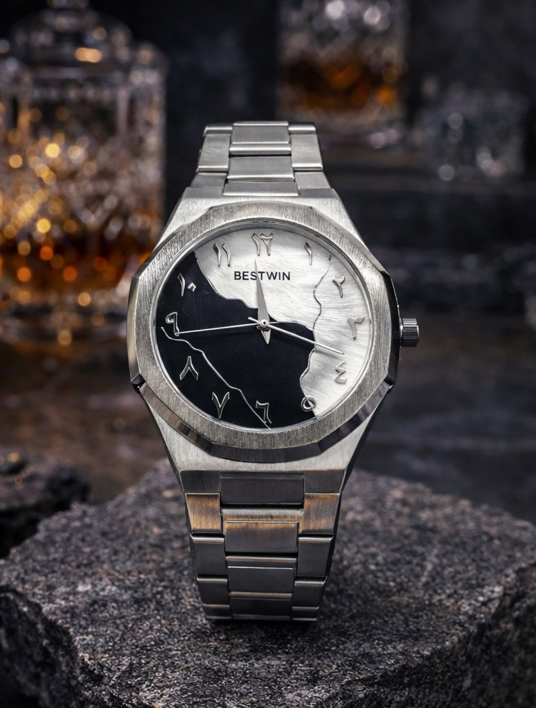 Metal Black& White Color Dial Aura For Boys. Increse Your Look With Aura Watch 100% Metal.